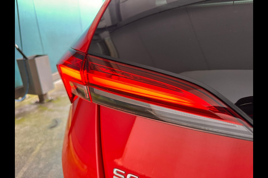 Škoda SCALA 1.5 TSI 150pk Sport Business DSG Automaat | Panorama | Trekhaak | Sport interieur | Climate | Cruise Con trol | occasion