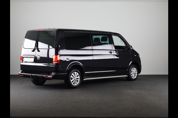 Volkswagen Transporter 2.0 TDI L2H1 30 DC Highline 150 PK DSG | Verlengde garantie | Navigatie | Trekhaak | Luxe dubbelcabine |