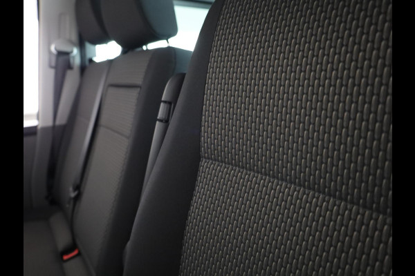 Volkswagen Transporter 2.0 TDI L2H1 30 DC Highline 150 PK DSG | Verlengde garantie | Navigatie | Trekhaak | Luxe dubbelcabine |