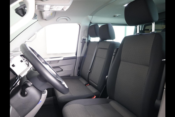 Volkswagen Transporter 2.0 TDI L2H1 30 DC Highline 150 PK DSG | Verlengde garantie | Navigatie | Trekhaak | Luxe dubbelcabine |