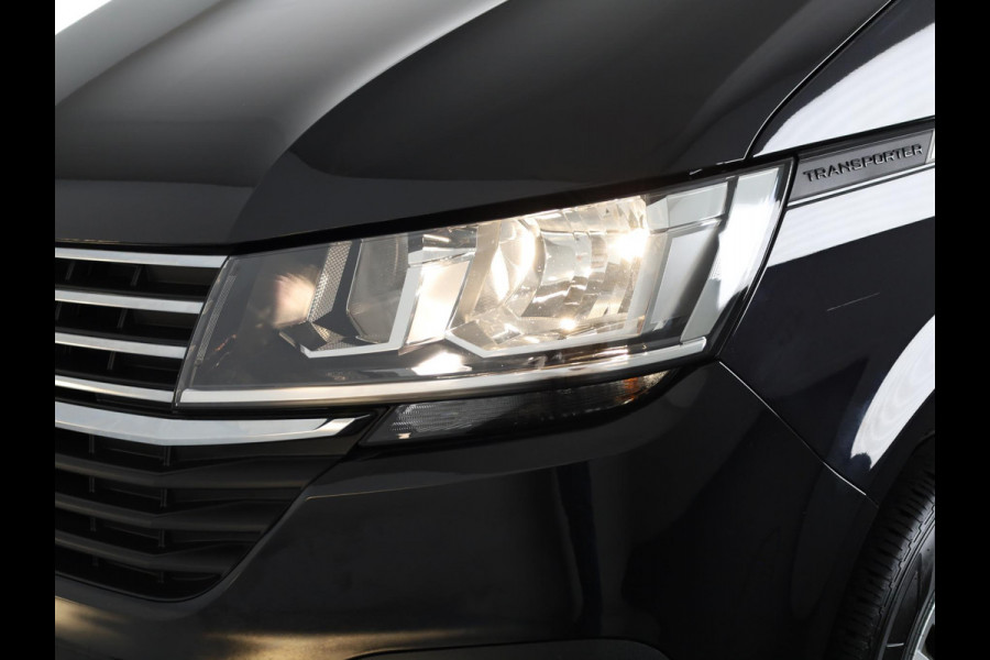 Volkswagen Transporter 2.0 TDI L2H1 30 DC Highline 150 PK DSG | Verlengde garantie | Navigatie | Trekhaak | Luxe dubbelcabine |