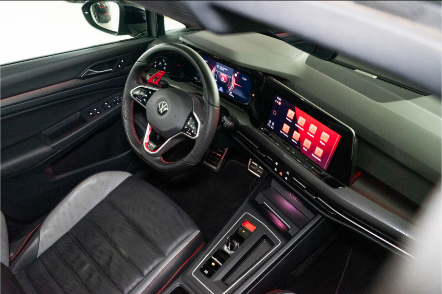Volkswagen Golf 2.0 TSI GTI Clubsport 301PK | Pano | Harman/Kardon | Leder | HUD | VOL! 12 MND Garantie