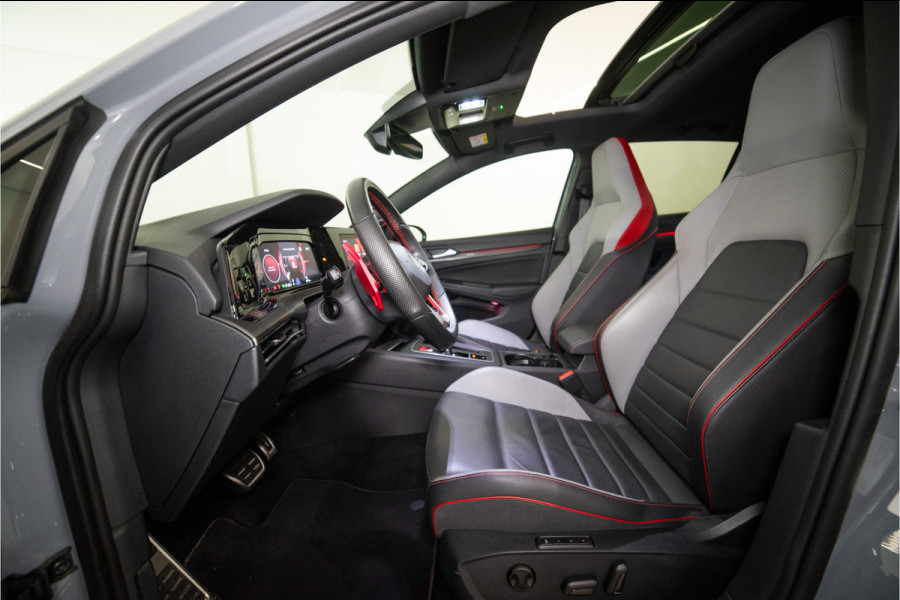 Volkswagen Golf 2.0 TSI GTI Clubsport 301PK | Pano | Harman/Kardon | Leder | HUD | VOL! 12 MND Garantie