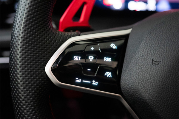 Volkswagen Golf 2.0 TSI GTI Clubsport 301PK | Pano | Harman/Kardon | Leder | HUD | VOL! 12 MND Garantie