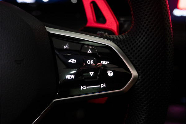 Volkswagen Golf 2.0 TSI GTI Clubsport 301PK | Pano | Harman/Kardon | Leder | HUD | VOL! 12 MND Garantie
