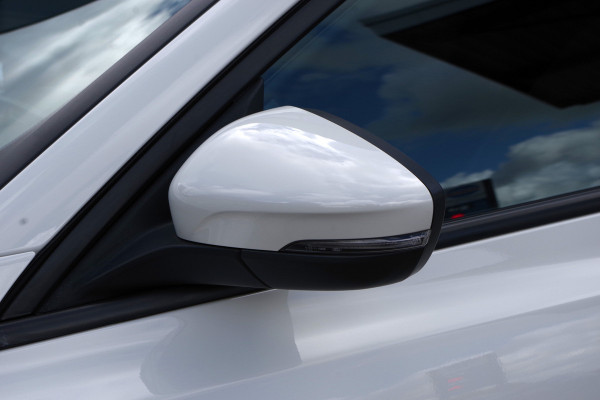 Ford FOCUS Wagon 1.0 EcoBoost Hybrid ST Line X BNS 125 PK, Winterpakket, Trekhaak, LED, Carplay, Head-Up