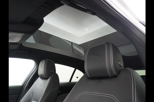Jaguar I-PACE EV400 PK HSE Luchtvering Pano-Dak Matrix LED € 101K-nieuw! SOH 93% Lmv 22" Stoel- Leer+Elektr+Geheugen Apple Carplay Camera DAB  Meridian™ Surround 825Watt Dual-Ecc achter ! Driver-Assistance-Pack AEB DodehoekDetector ASR Hill-Hold Roll-Stability Control Verkeersborddetectie vermoeidheidsherkenning UitparkeerWaarsch. Orig. NLse auto 4,8sec 0-100 11KW laden thuis ! Snelladen tot 104kw DC 696Nm koppel ! 90kwh accu  Slechts 20.500 km. Jaguar I-PACE EV400 PK HSE Luchtvering Pano-Dak Matrix LED € 101K-nieuw! SOH 93% Lmv 22" Stoel- Leer+Elektr+Geheugen Apple Carplay Camera DAB  Meridian™ Surround 825Watt Dual-Ecc achter ! Driver-Assistance-Pack AEB DodehoekDetector ASR Hill-Hold Roll-Stability Control Verkeersborddetectie vermoeidheidsherkenning UitparkeerWaarsch. Orig. NLse auto 4,8sec 0-100 11KW laden thuis ! Snelladen tot 104kw DC 696Nm koppel ! 90kwh accu  Slechts 20.500 km.