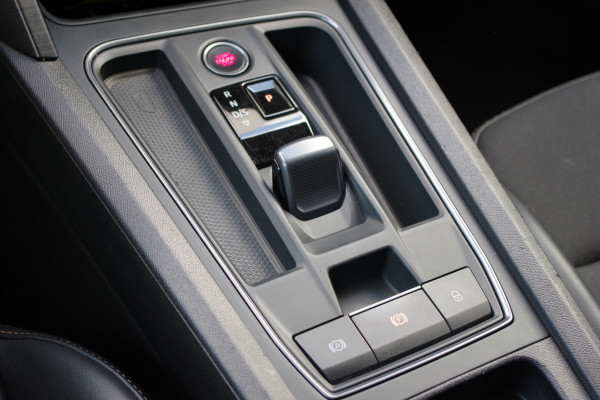 CUPRA Leon Sportstourer 1.4 e-Hybrid VZ Business 245 PK PHEV, Kuipstoelen, Climate Control, Stuurverwarming