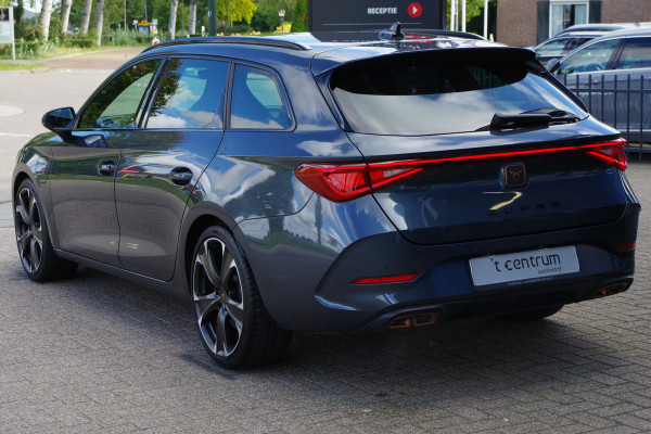 CUPRA Leon Sportstourer 1.4 e-Hybrid VZ Business 245 PK PHEV, Kuipstoelen, Climate Control, Stuurverwarming