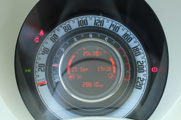 Fiat 500 0.9 TwinAir 81pk Turbo Collezione NL-Auto NAP Airco Cruise Navi 16"LMV