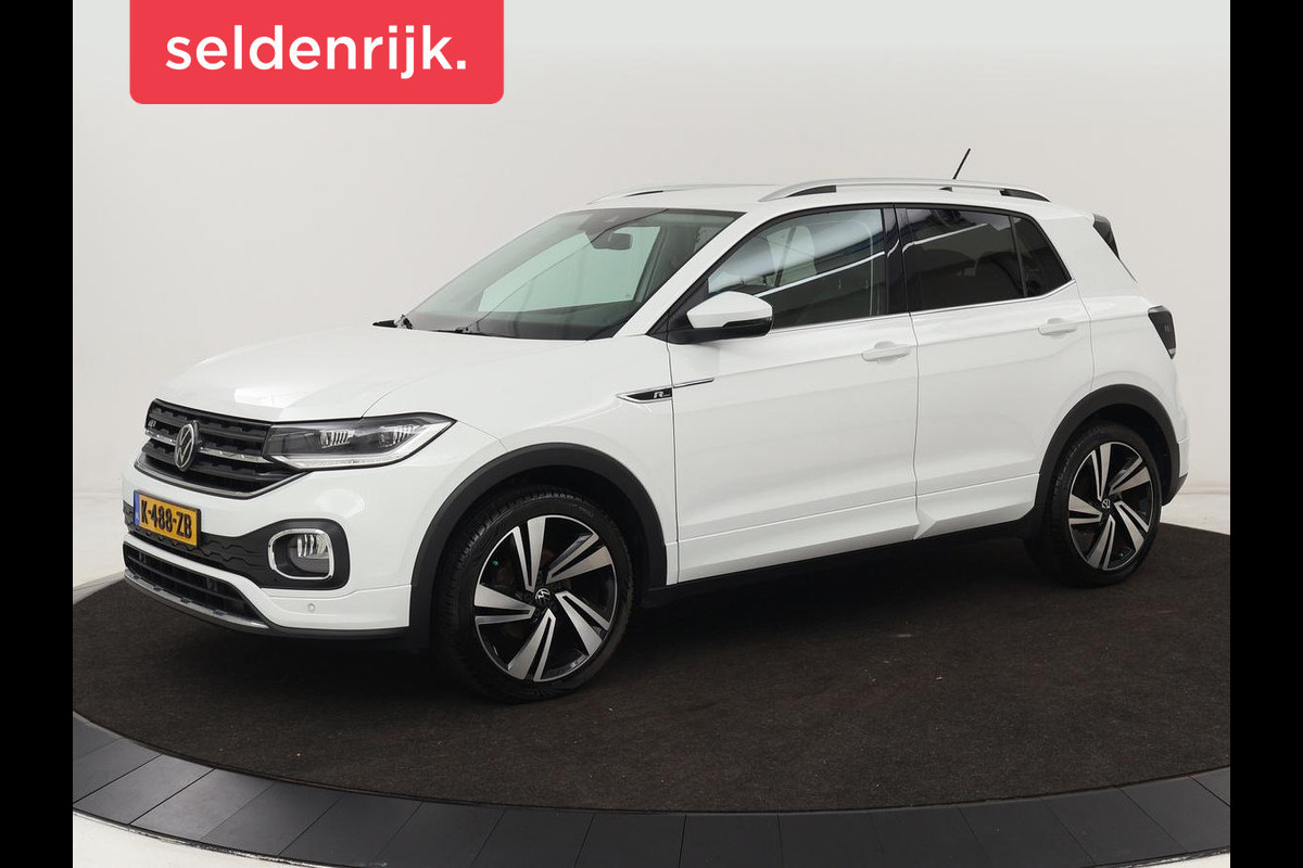 Volkswagen T-Cross 1.0 TSI R Line | Stoelverwarming | Camera | Trekhaak | Virtual Cockpit | Carplay | Adaptive cruise | Climate control | Full LED