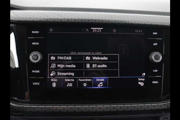 Volkswagen T-Cross 1.0 TSI R Line | Stoelverwarming | Camera | Trekhaak | Virtual Cockpit | Carplay | Adaptive cruise | Climate control | Full LED
