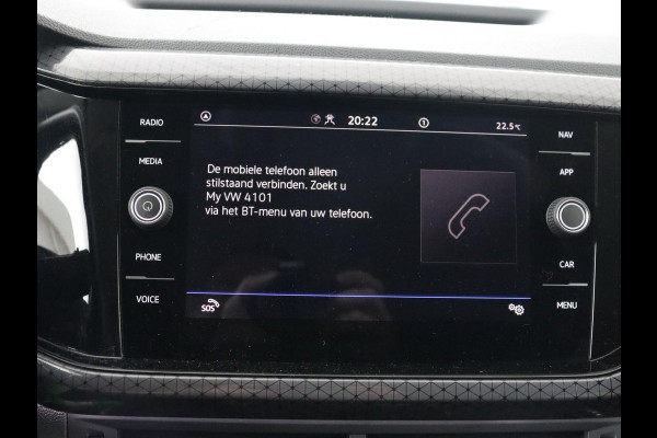 Volkswagen T-Cross 1.0 TSI R Line | Stoelverwarming | Camera | Trekhaak | Virtual Cockpit | Carplay | Adaptive cruise | Climate control | Full LED