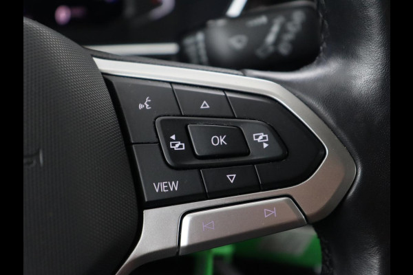 Volkswagen T-Cross 1.0 TSI R Line | Stoelverwarming | Camera | Trekhaak | Virtual Cockpit | Carplay | Adaptive cruise | Climate control | Full LED