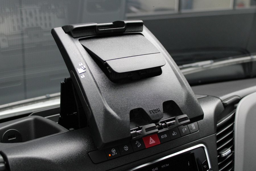 Iveco Daily - 35S18 3.0L 180pk Autotransporter - Geveerde Stoel - Lier - LED - Navi - ACC - Lane Assist - Faustmann Opbouw - Rijklaar