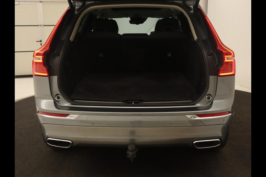 Volvo XC60 2.0 T8 Twin Engine AWD Inscription | Panoramadak | Trekhaak | Leder | Stoelverwarming | Camera | Adaptive cruise | Carplay | Navigatie | Full LED