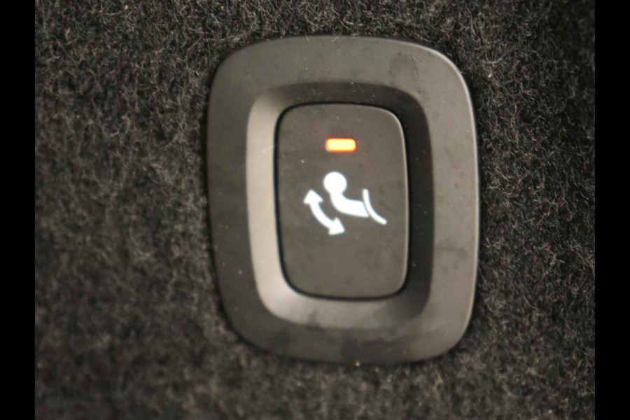 Volvo XC60 2.0 T8 Twin Engine AWD Inscription | Panoramadak | Trekhaak | Leder | Stoelverwarming | Camera | Adaptive cruise | Carplay | Navigatie | Full LED