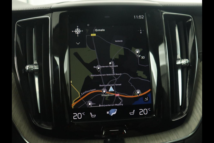 Volvo XC60 2.0 T8 Twin Engine AWD Inscription | Panoramadak | Trekhaak | Leder | Stoelverwarming | Camera | Adaptive cruise | Carplay | Navigatie | Full LED