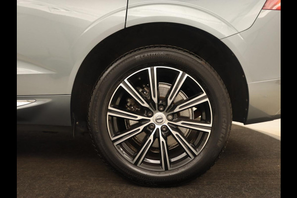 Volvo XC60 2.0 T8 Twin Engine AWD Inscription | Panoramadak | Trekhaak | Leder | Stoelverwarming | Camera | Adaptive cruise | Carplay | Navigatie | Full LED