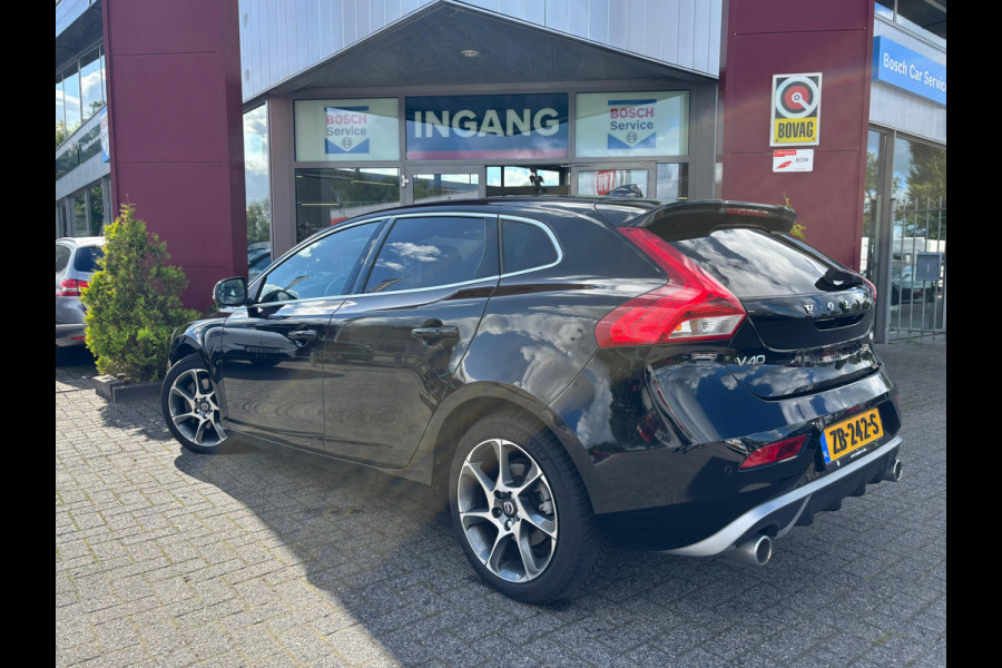 Volvo V40 2.0 D3 R-Design Polar+ Sport