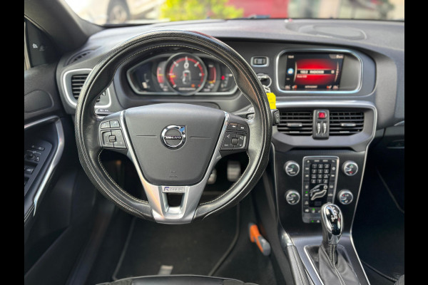 Volvo V40 2.0 D3 R-Design Polar+ Sport