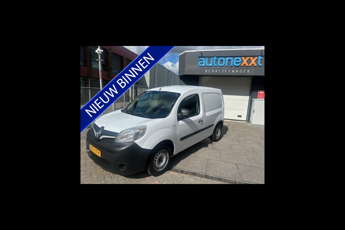 Renault Kangoo 1.5 dCi 75 Energy Comfort AIRCO I TREKHAAK I PDC I NAVI GROOT SCHERM I MULTIMEDIA I 1e EIGENAAR I COMPLEYTE ONDERHOUDSHISTORIE Renault Kangoo 1.5 dCi 75 Energy Comfort AIRCO I TREKHAAK I PDC I NAVI GROOT SCHERM I MULTIMEDIA I 1e EIGENAAR I COMPLEYTE ONDERHOUDSHISTORIE
