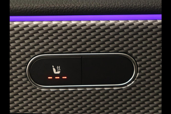Mercedes-Benz A-Klasse 250e Business Solution Luxury | Panoramadak | Leder | Stoelverwarming | Memory | Keyless | Carplay | Sfeerverlichting | PHEV | Plug In
