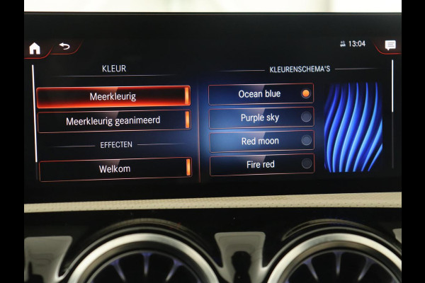 Mercedes-Benz A-Klasse 250e Business Solution Luxury | Panoramadak | Leder | Stoelverwarming | Memory | Keyless | Carplay | Sfeerverlichting | PHEV | Plug In