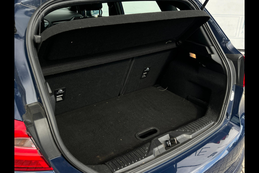 Ford Fiesta 1.0 EcoBoost ST - Line AUTOMAAT  | STOELVERW | TREKHAAK | Ford Fiesta 1.0 EcoBoost ST - Line AUTOMAAT  | STOELVERW | TREKHAAK |