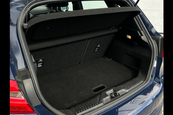 Ford Fiesta 1.0 EcoBoost ST - Line AUTOMAAT  | STOELVERW | TREKHAAK | Ford Fiesta 1.0 EcoBoost ST - Line AUTOMAAT  | STOELVERW | TREKHAAK |