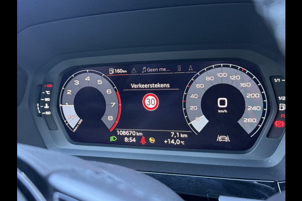 Audi A3 Sportback 30 TFSI Business edition | Leder | Apple Carplay | Navi | 18'' Inch