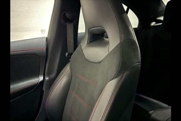 Mercedes-Benz CLA-Klasse AMG Pano Sfeer CarPlay Memory NAP