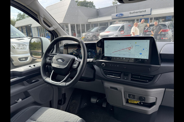Ford E-Transit Custom 320 L1 Limited/Titanium Elektrisch | SCI | Ford Voorraad |  65kWh 218pk | Frozen White | Dubbele zijschuifdeur | Ruit in laadschot | Ruit in rechter zijschuifdeur| Verwarmbare passagiersstoel (8-weg verstelbaar) | Inklapbare trekhaak | Centrale dubbele vergrendeling | Driver Assistance Pack Premium | AGM accu | BEV 3-fase oplaadkabel 10 meter