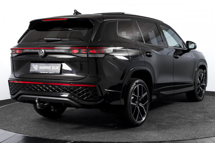 Volkswagen Tayron 1.5 eHybrid 272 PK R-Line Edition - Automaat | Black Style Pakket | S/K-Panodak | Elek. Trekhaak | Dig. Cockpit | Adapt. Cruise | Stoel-+Stuurverw. | PDC | 360 Camera | NAV+App. Connect | ECC | Elek. Klep | DAB | LM 20" | 0237