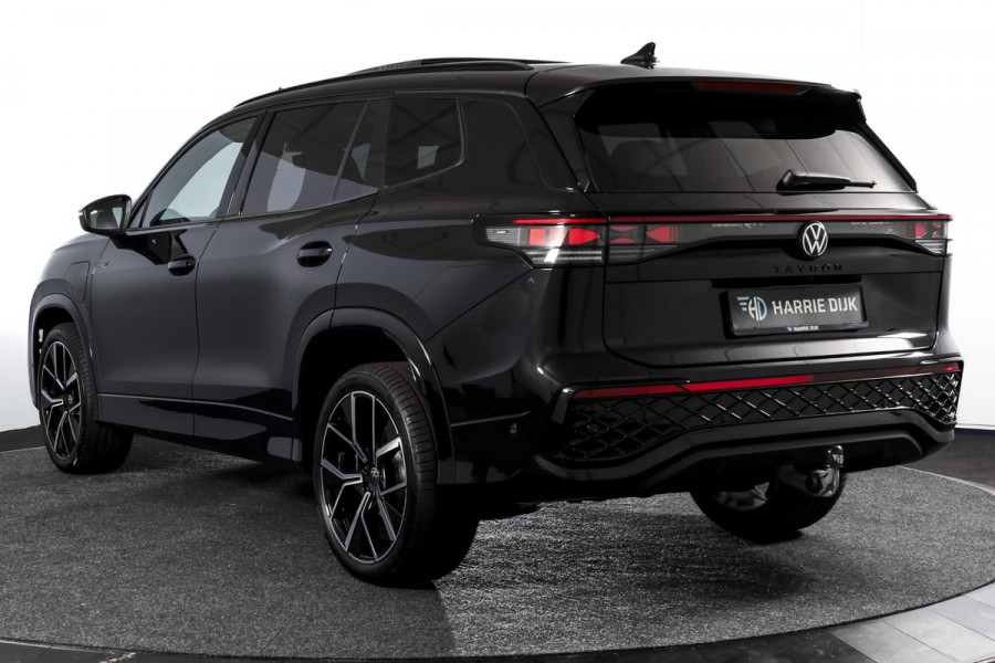 Volkswagen Tayron 1.5 eHybrid 272 PK R-Line Edition - Automaat | Black Style Pakket | S/K-Panodak | Elek. Trekhaak | Dig. Cockpit | Adapt. Cruise | Stoel-+Stuurverw. | PDC | 360 Camera | NAV+App. Connect | ECC | Elek. Klep | DAB | LM 20" | 0237