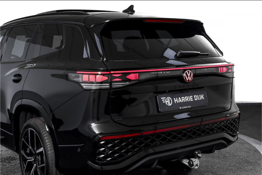 Volkswagen Tayron 1.5 eHybrid 272 PK R-Line Edition - Automaat | Black Style Pakket | S/K-Panodak | Elek. Trekhaak | Dig. Cockpit | Adapt. Cruise | Stoel-+Stuurverw. | PDC | 360 Camera | NAV+App. Connect | ECC | Elek. Klep | DAB | LM 20" | 0237