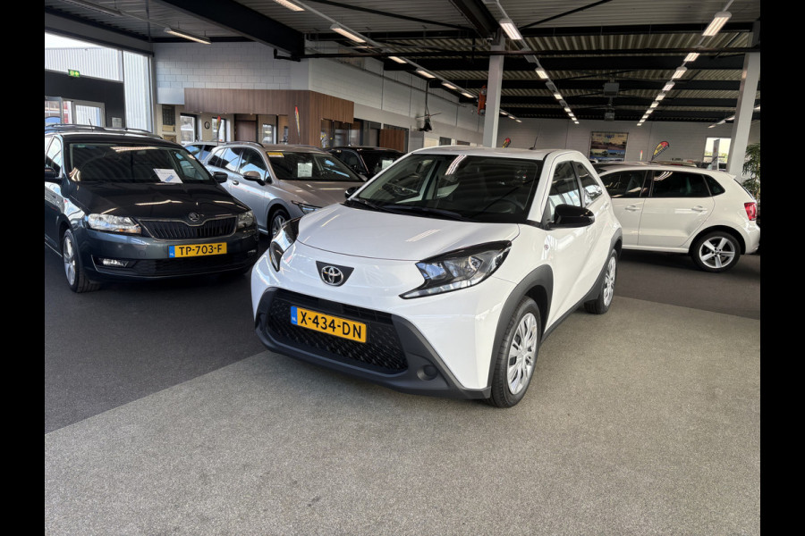 Toyota Aygo X 1.0 VVT-i 73pk Play 5-drs. ADAPT.CRUISE/CAMERA/CARPLAY/AIRCO