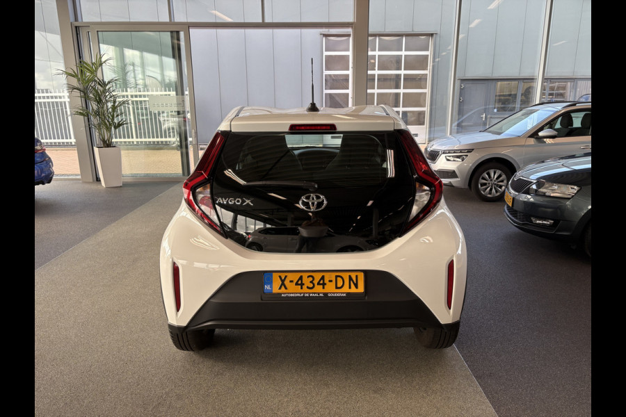 Toyota Aygo X 1.0 VVT-i 73pk Play 5-drs. ADAPT.CRUISE/CAMERA/CARPLAY/AIRCO