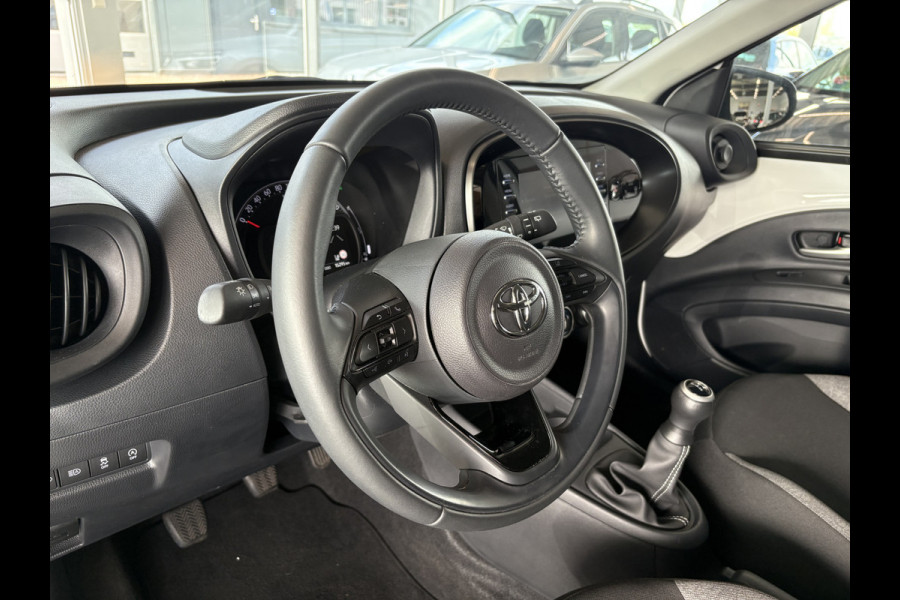 Toyota Aygo X 1.0 VVT-i 73pk Play 5-drs. ADAPT.CRUISE/CAMERA/CARPLAY/AIRCO