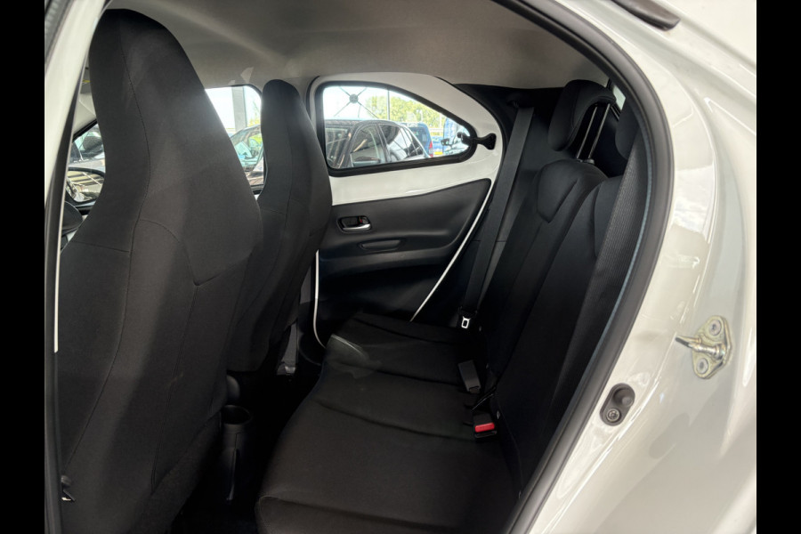 Toyota Aygo X 1.0 VVT-i 73pk Play 5-drs. ADAPT.CRUISE/CAMERA/CARPLAY/AIRCO