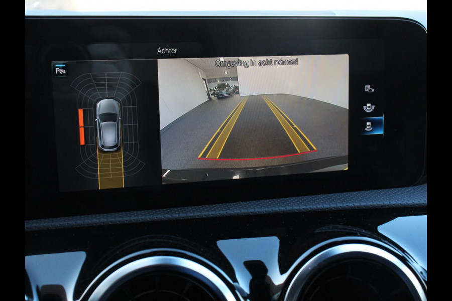 Mercedes-Benz A-Klasse 200 Progressive | Navigatie | Climate Control | Lane Assist | Camera | Trekhaak | DAB | LED | Verkeersbord Herkenning |
