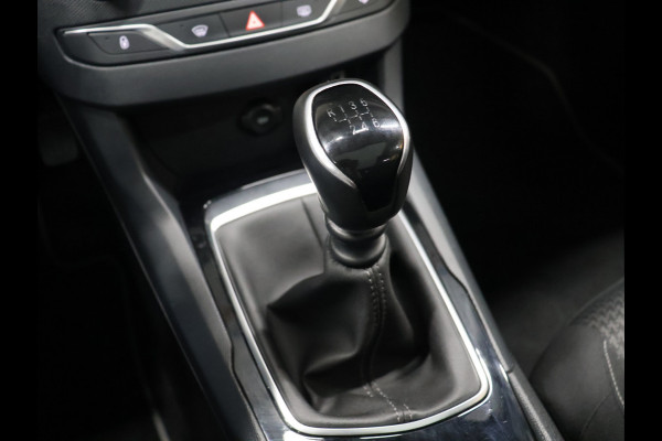 Peugeot 308 SW 1.2 PureTech Blue Lease Executive [PDC V+A, CRUISE CONTROL, APPLE CARPLAY, ANDROID AUTO, AIRCONDITIONING, NAVIGATIE, NIEUWSTAAT]