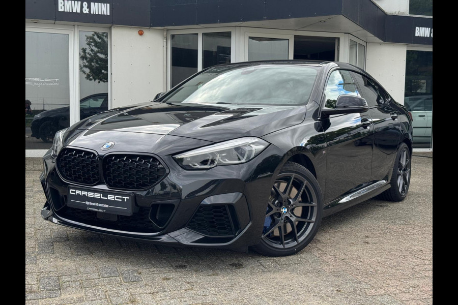 BMW 2 Serie Gran Coupé M235i xDrive High Exe, M Performance, Schaalstoel, Head-up, Harman/Kardon, Adaptive Cruise . Een proefrit levert het bewijs. Neem contact op en we maken een afspraak!