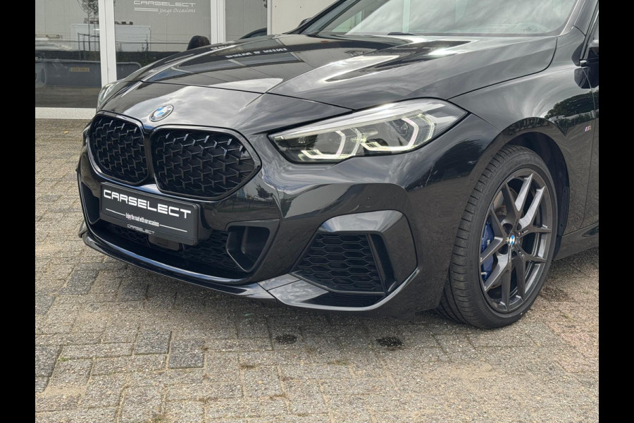 BMW 2 Serie Gran Coupé M235i xDrive High Exe, M Performance, Schaalstoel, Head-up, Harman/Kardon, Adaptive Cruise . Een proefrit levert het bewijs. Neem contact op en we maken een afspraak!