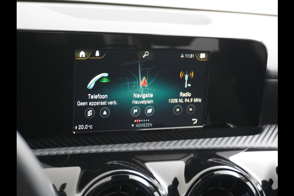 Mercedes-Benz A-Klasse 180 Sedan Navi Virtual-Cockpit Camera Ecc Cruise Control Pdc Keyless Stoelverwarming Regen-Lichtsensor Led Lmv Bluetooth Mercedes-Benz A-Klasse 180 Sedan Navi Virtual-Cockpit Camera Ecc Cruise Control Pdc Keyless Stoelverwarming Regen-Lichtsensor Led Lmv Bluetooth