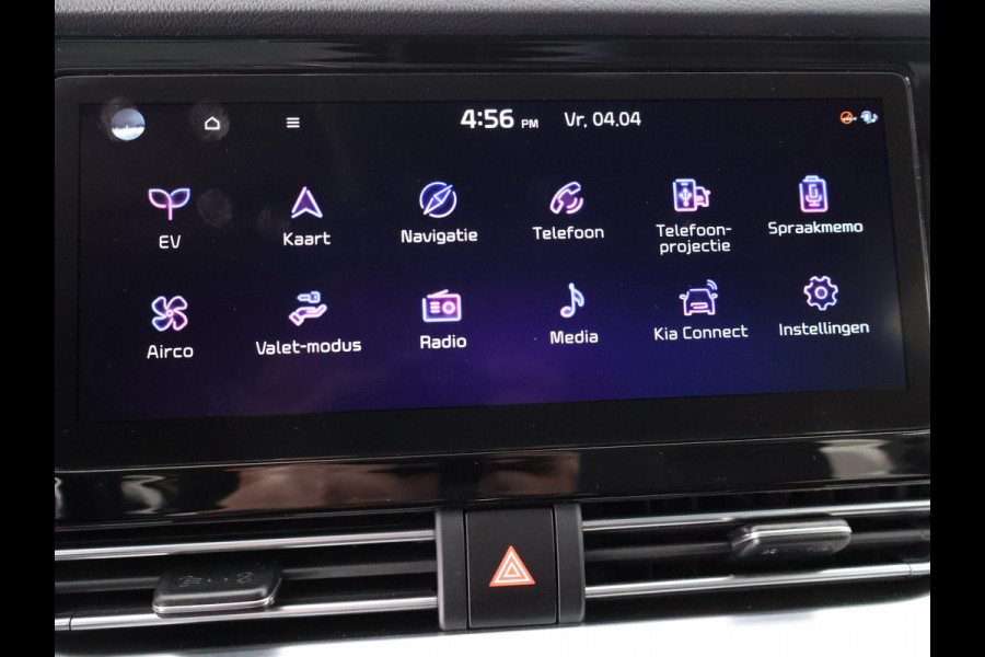 Kia e-Niro ExecutiveLine 64 kWh 1e EIG ACCUTEST 100% BIJNA 2021! 204 PK WLTP 468 KM!! 3-FASE. NAVI.DODEHOEK WARMTEPOMP GARANTIE TOT 12-2030**