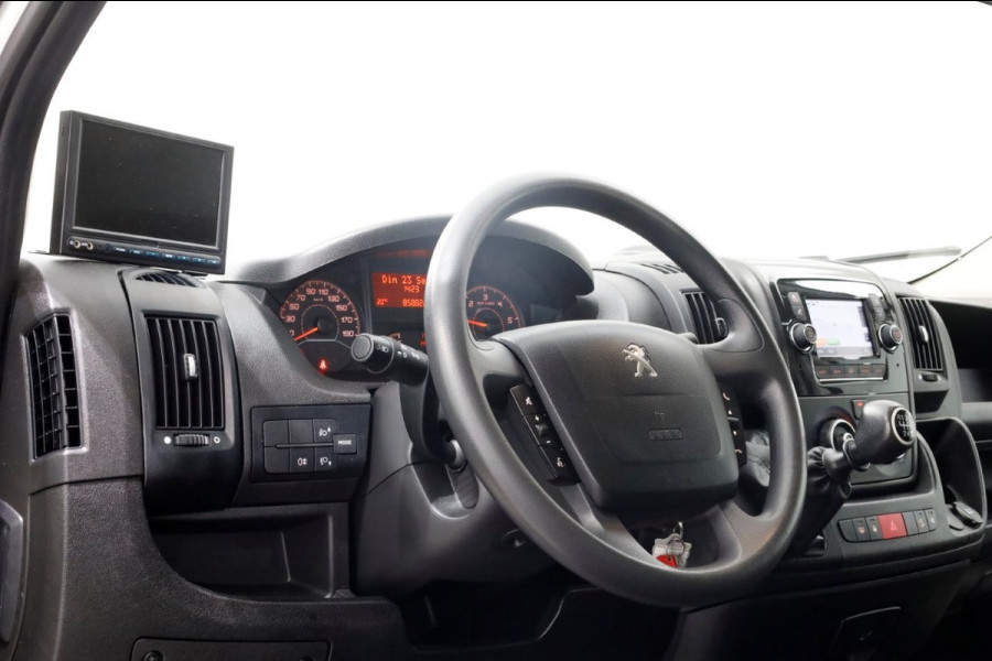 Peugeot Boxer 435 2.0 BlueHDI 165pk E6 Bakwagen met laadklep en zijdeur L445cm 07-2019