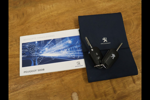 Peugeot 5008 1.2 PureTech Blue Lease Executive [TREKHAAK, PDC V+A, APPLE CARPLAY, ANDROID AUTO, HARMAN/KARDON, CRUISE CONTROL, FLIPPERS, AUTOMATISCHE AIRCO, NAVIGATIE, NIEUWSTAAT]