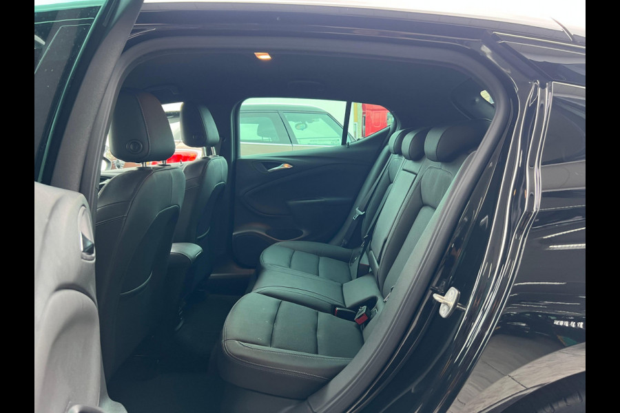 Opel Astra 1.2 Ultimate NL AUTO | MEMORY | CAMERA | CARPLAY