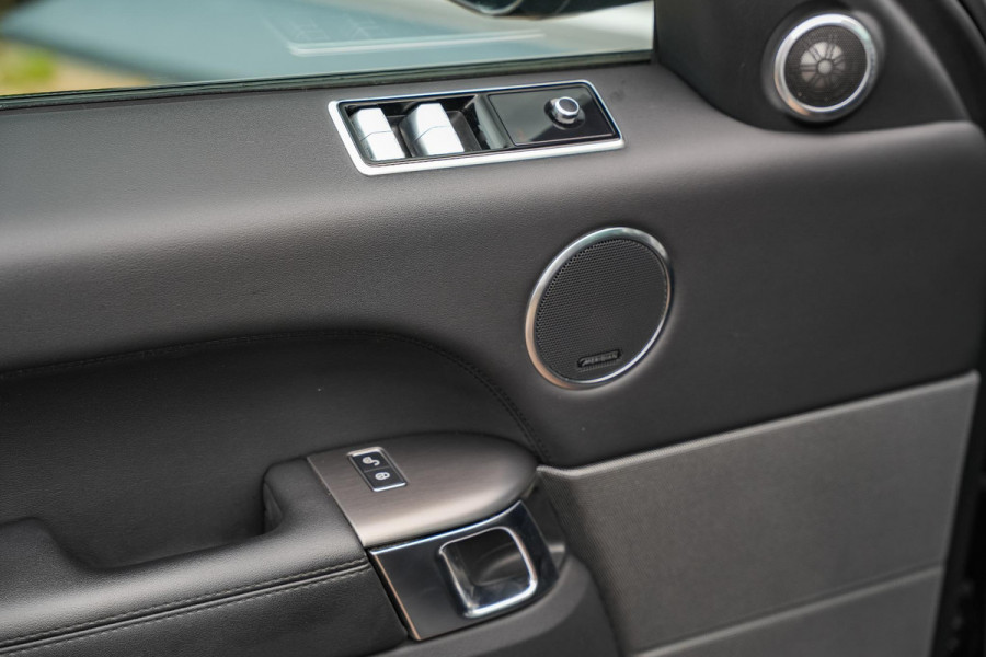 Land Rover Range Rover Sport 2.0 P400e SE R Dynamic Panoramadak Matrix LED Luchtvering Keyless Leer 21''LM